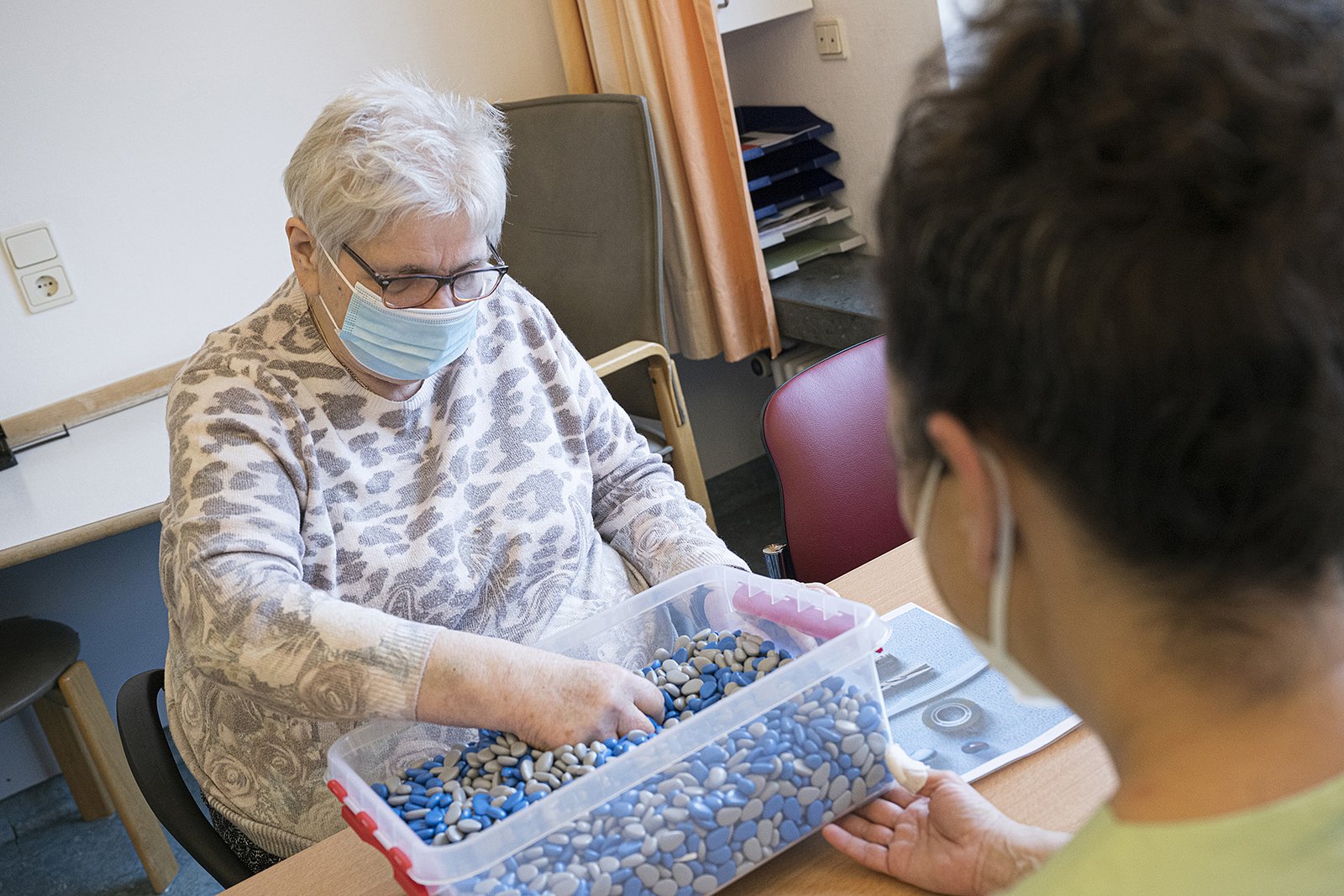 Eine Patientin während der Therapie